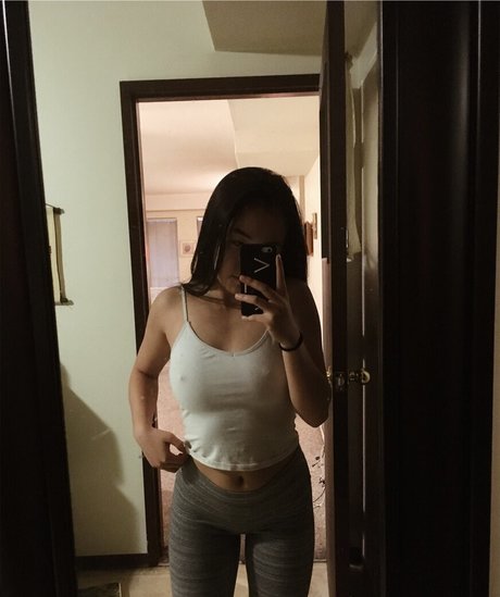 iyamliane naked pornstar pictures