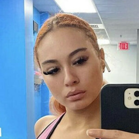 Scotlyndryan nude pornstar photo