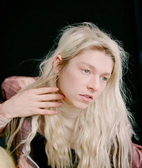 Hunter Schafer pornstar naked photo