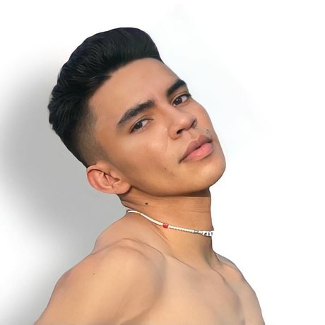 Dhaniel Carvajal best model pic