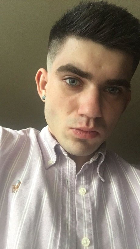 Djulian sex model photos