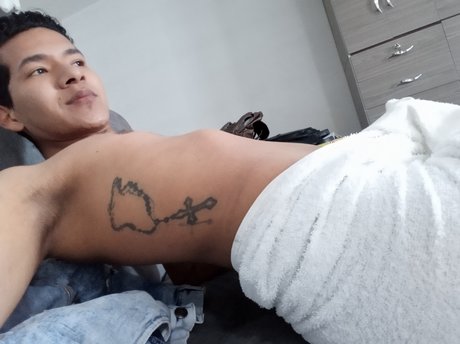 Santiago Yaima erotic pornstar archive