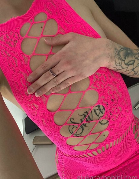 giulieeet sex model image