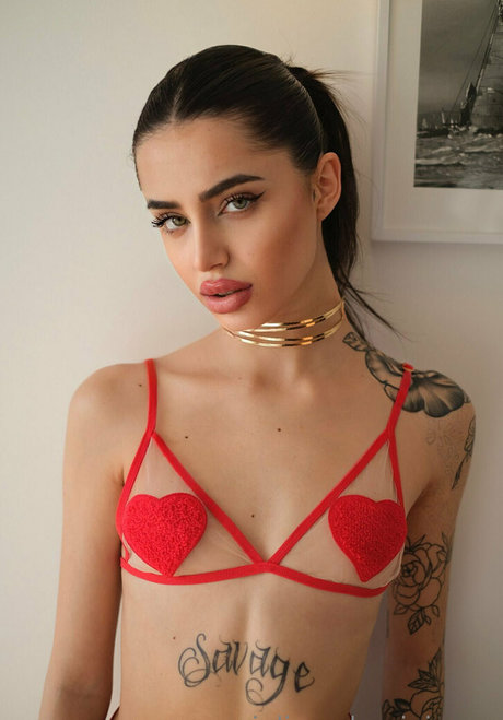 giulieeet model high quality gallery