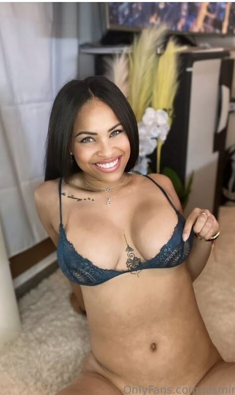 Jasminee b perfect star photos