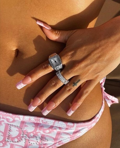 Leidys Ortiz star erotic img