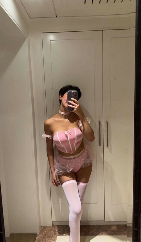 Roz Idrissi exclusive model galleries