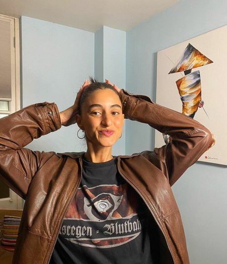 lotem passal model nice pic