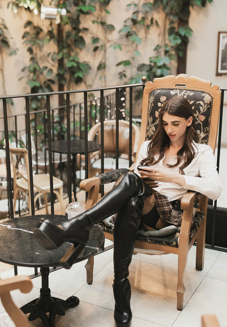 theginadivine high quality actress images