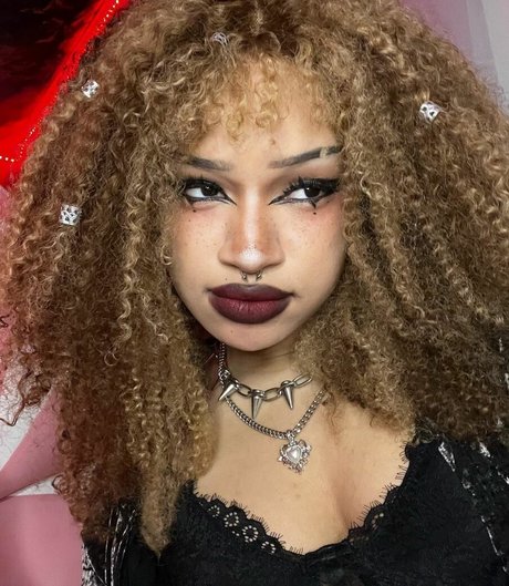 Eden s Garden ASMR sexy pornstar image