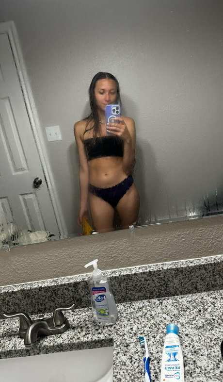 Nikita Crump perfect model gallery