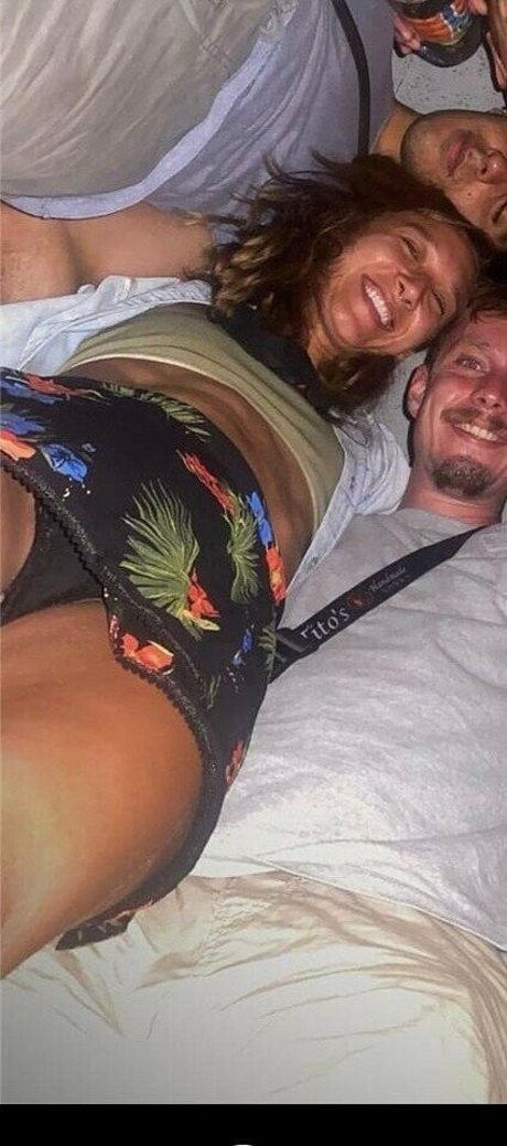 Nikita Crump naked actress image