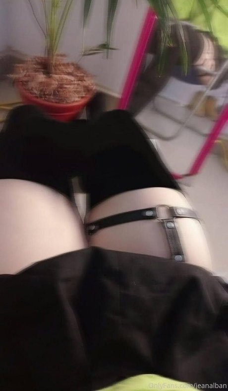 jeanalban nude pornstar pics