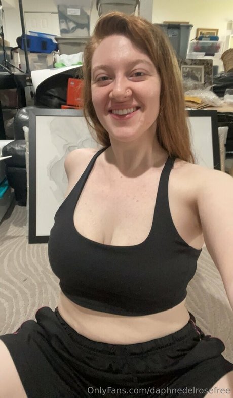 daphnedelrosefree model xxx pics