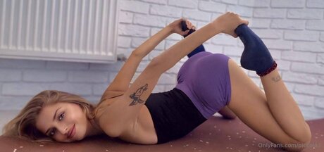 piccola l model beautiful gallery