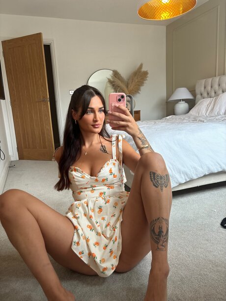 charlottemx pornstar erotic picture