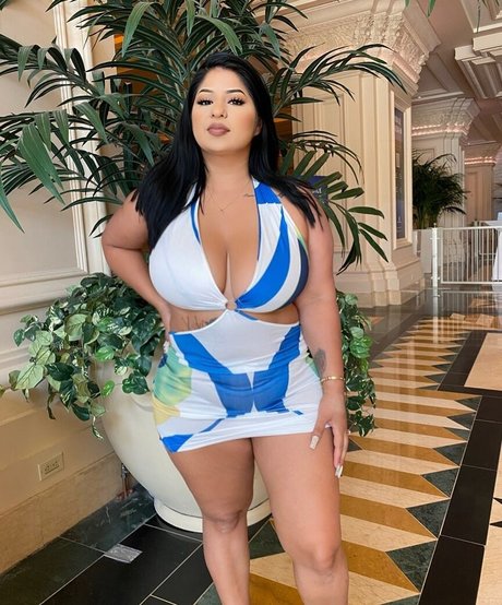 Janet Jae model adult gallery