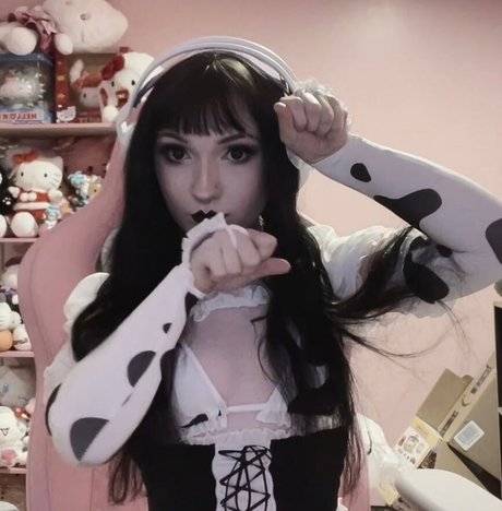 Treenetee sex star pic