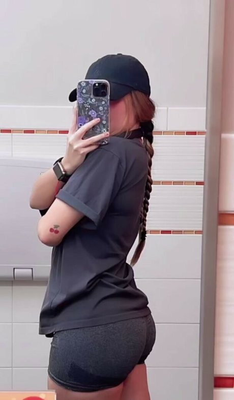 Paola Silerio perfect pornstar img