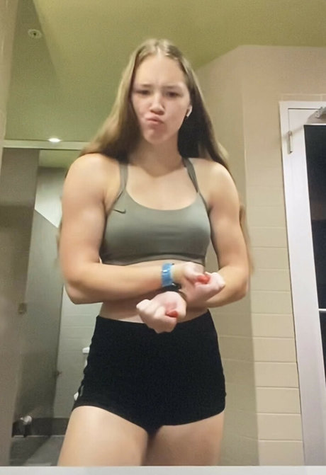 Makayla Turner star high quality picture