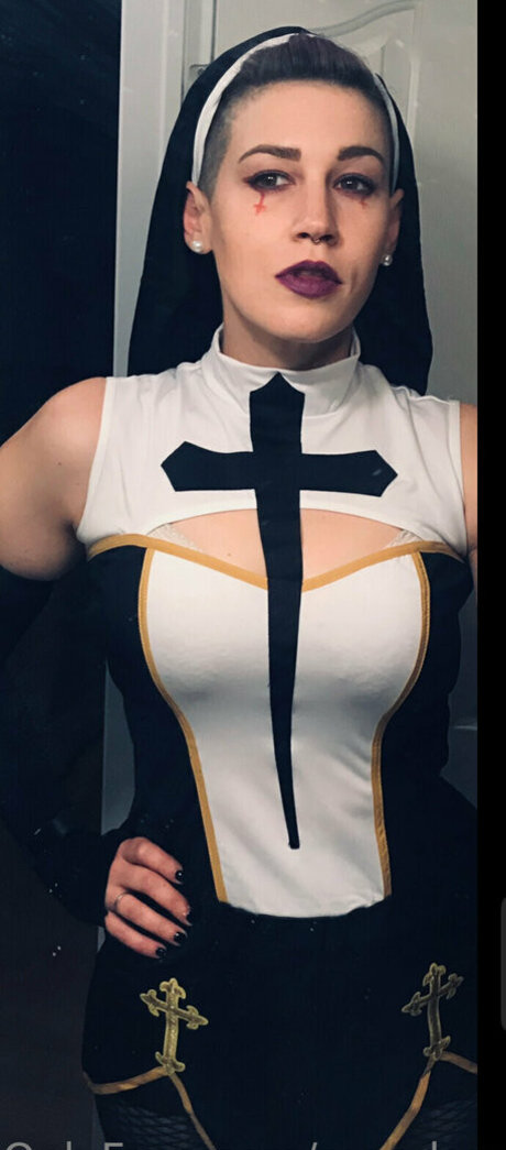 mandersoncooperfree erotic star photo