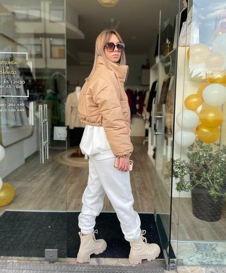 Mariana De Sousa pornstar hot gallery