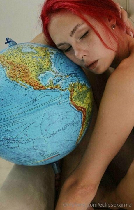 eclipsekarma star hot img