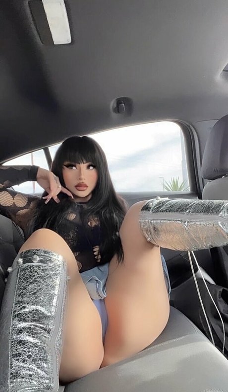 Iambxrbie hot pornstar photos
