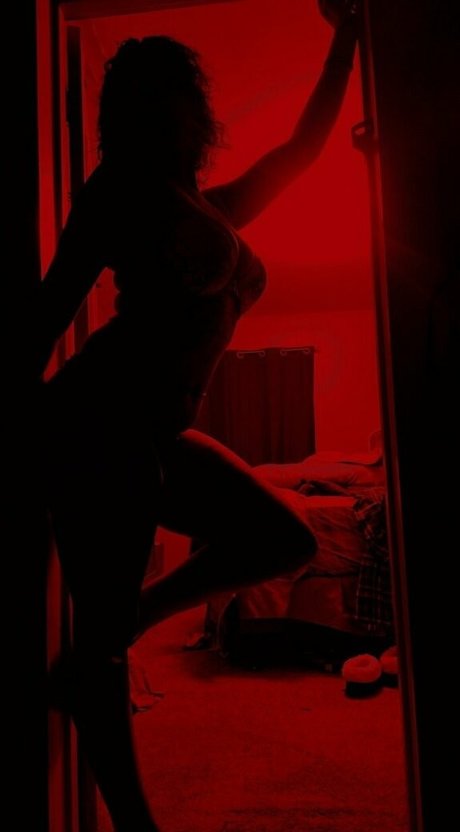 sierrablack nude actress photos