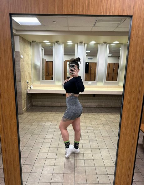 ask4iris star porn galleries