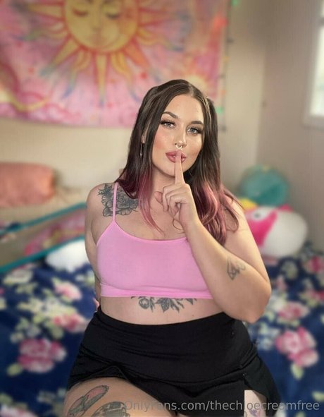 thechloecreamfree nude actress photo