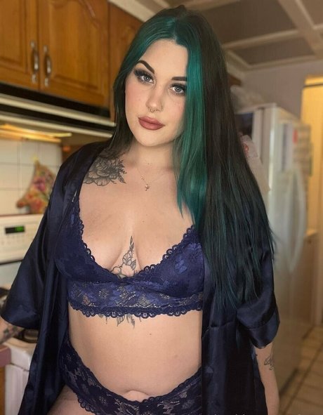 thechloecreamfree top model img