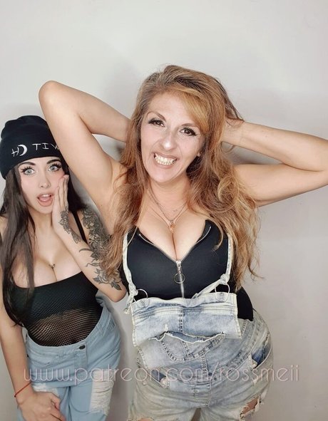 RossMeii model naked galleries