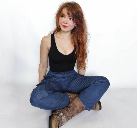 madsfive pornstar erotic photos