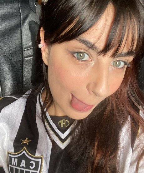 Mariana Karpukovas sexy actress gallery
