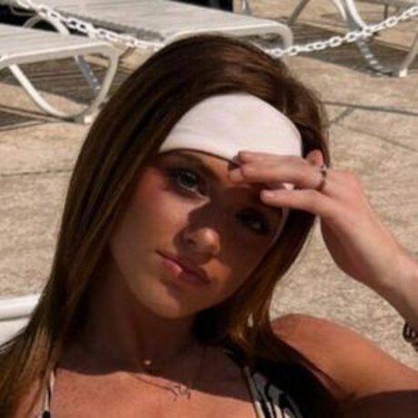 Skyler Hunt model pretty photo