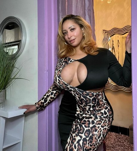 pharmacist onlyfans hot sexy images