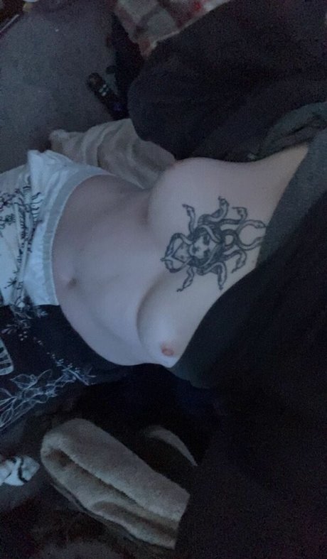 vapew0rm nude pornstar pics