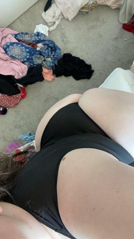 plump bombshell free star gallery