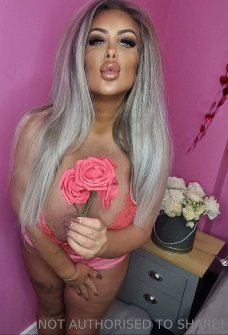 Princess Levi hd model pic