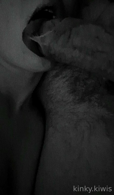 kinkykiwisx star porn galleries