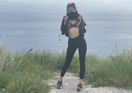 missgrayof pretty actress pics