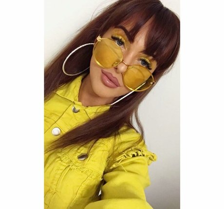 Bobbie Cook hd star photos