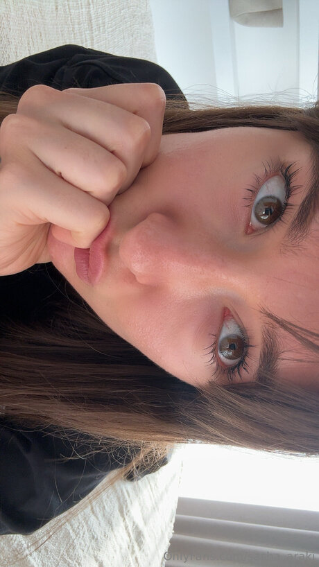 sasha araki high quality actress pics