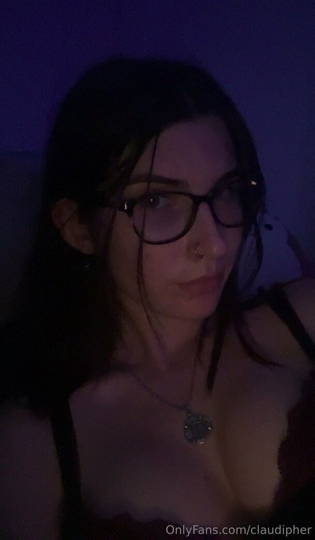 claudipher hot model pic