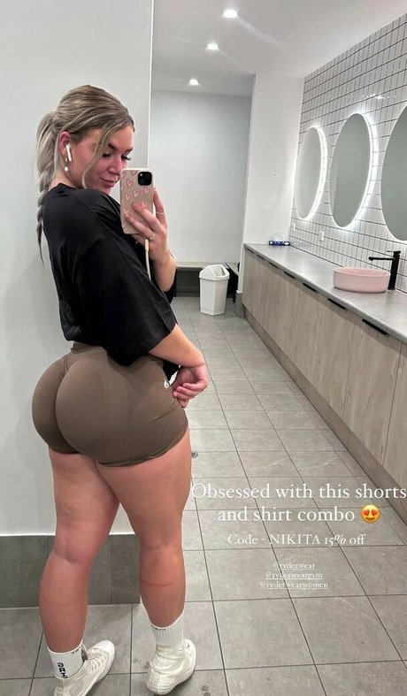 Nikita Simpson nudes star image