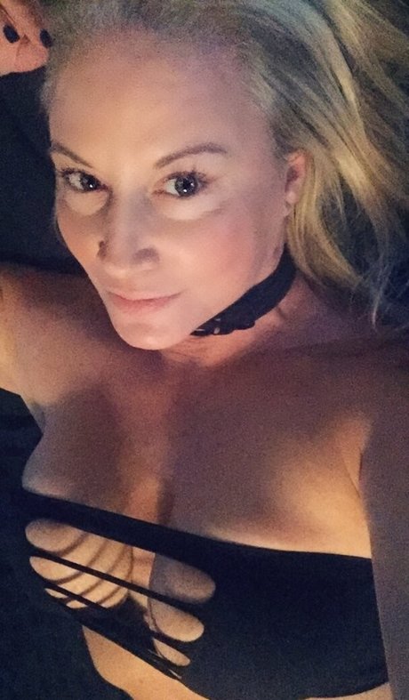 Tammy Sunny Sytch hot actress pictures