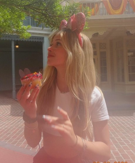 Lananegrini star porn gallery