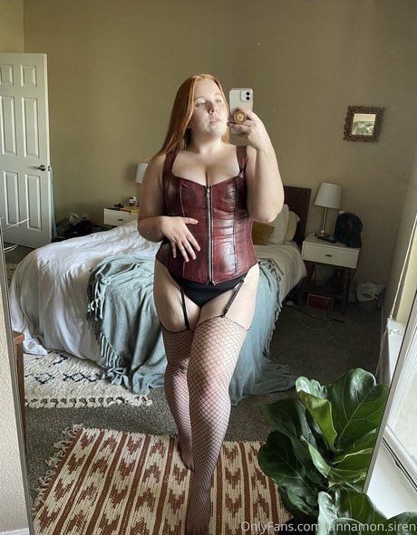 cinnamon siren pornstar nice picture