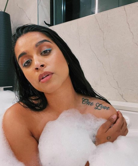 Lilly Singh model pretty photos